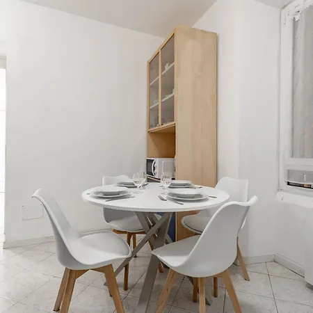 H11 M Town 119 - Centro